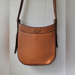 Kate Spade Tan crossbody Bag (like new)